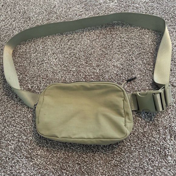 Olive Green Belt Bag - Picture 1 of 2